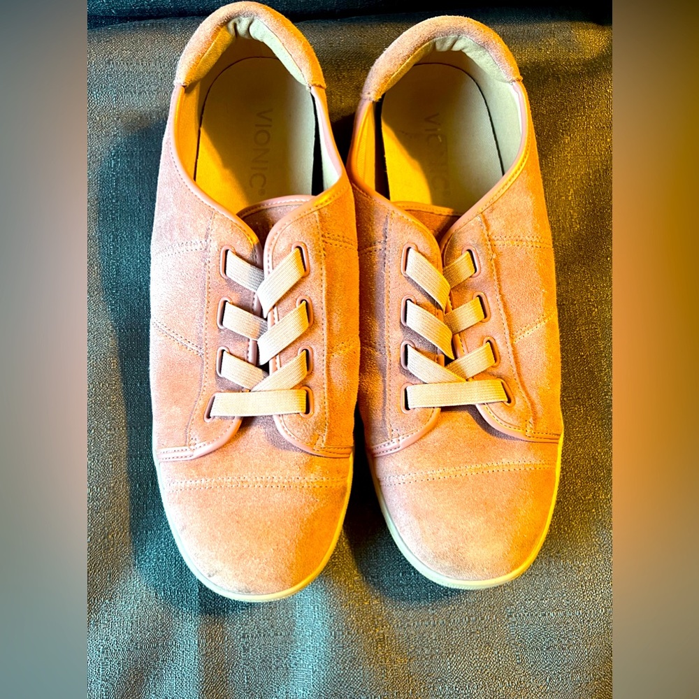 Vionic Pink Jean Suede Sneakers size 9.5